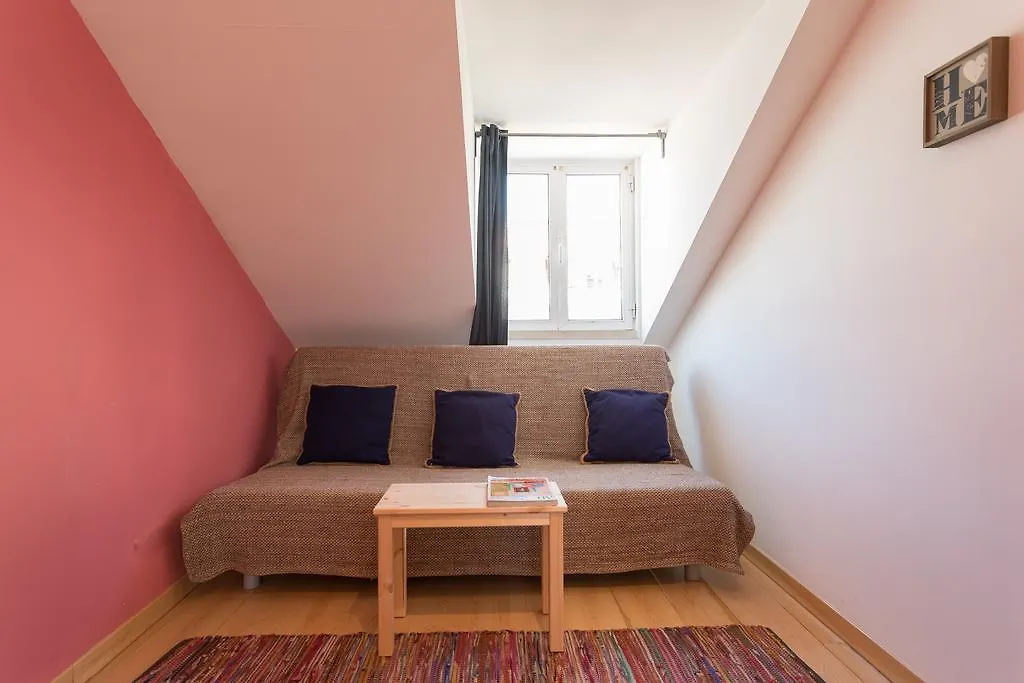 Trendy Apartment In Bairro Alto Lisboa